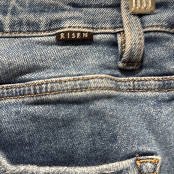 Risen Jeans - Picture 7 of 9